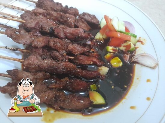 Sate Kambing Plendes: Rasa Legendaris di Jantung Adipala
